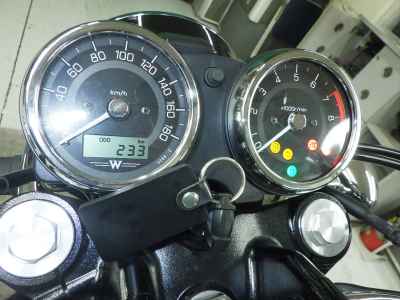 Kawasaki W800 2025