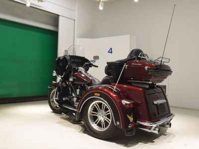 Harley-Davidson Electra Glide FLHTCU1690 Trike 2014