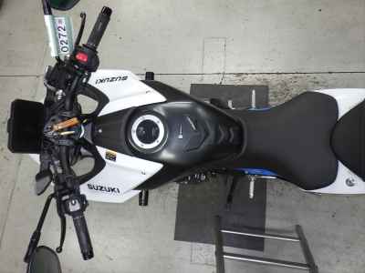 Suzuki GSX-8S 2023