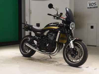 Kawasaki Z900RS 2024