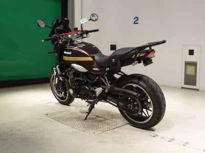 Kawasaki Z900RS 2024
