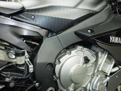 Yamaha YZF-R1S 2020