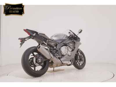 Yamaha YZF-R1S 2020