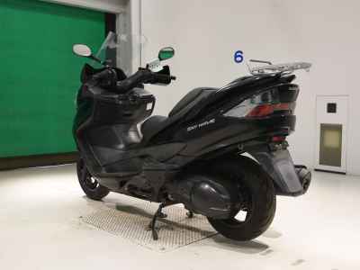Suzuki Skywave 250S