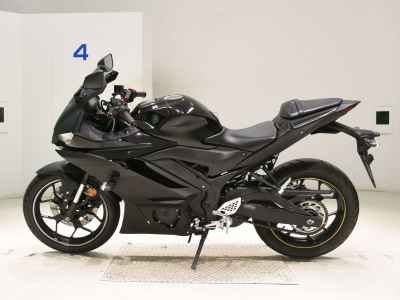 Yamaha YZF-R25 2020