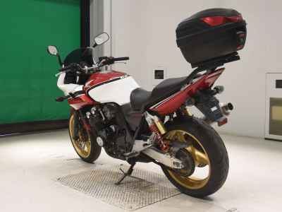 Honda CB400 Super Boldor 2006