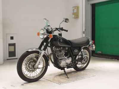 Yamaha SR400 2005