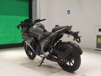 Yamaha FZ25