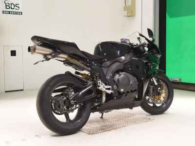 Honda CBR1000RR 2006