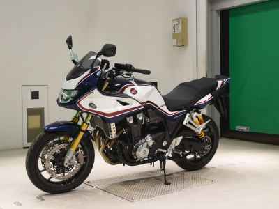 Honda CB1300 Super Boldor 2021