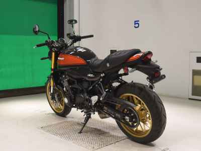 Kawasaki Z900RS 2026