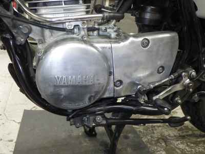 Yamaha SR400 2012