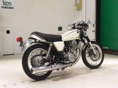 Yamaha SR400 2012