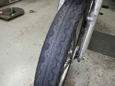 Yamaha SR400 2012
