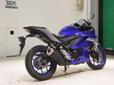 Yamaha YZF-R25 2021