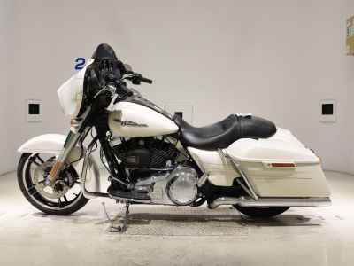 Harley-Davidson Street Glide FLHXS1690 2015