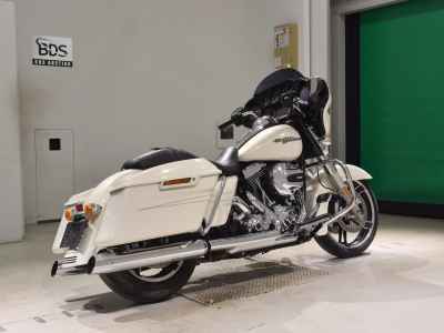 Harley-Davidson Street Glide FLHXS1690 2015