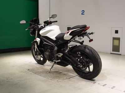 Triumph Street Triple S 2021