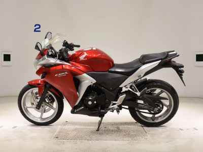 Honda CBR250R 2011