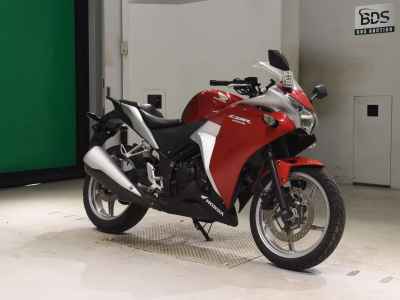 Honda CBR250R 2011