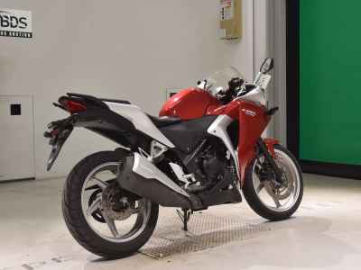 Honda CBR250R 2011
