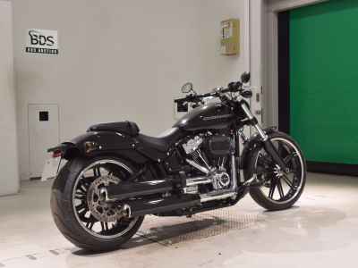 Harley-Davidson Breakout FXBRS1870 2022