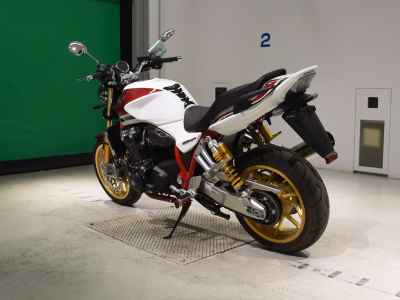 Honda CB1300SF 2024