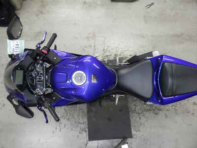 Yamaha YZF-R25 2022