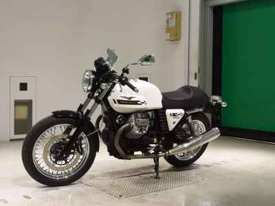 Moto Guzzi V7 Classic 2011