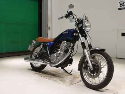 Yamaha SR400 2021