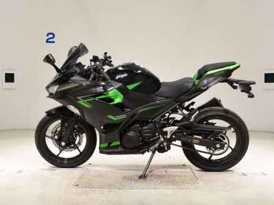 Kawasaki Ninja 400 2023