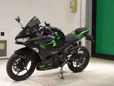 Kawasaki Ninja 400 2023