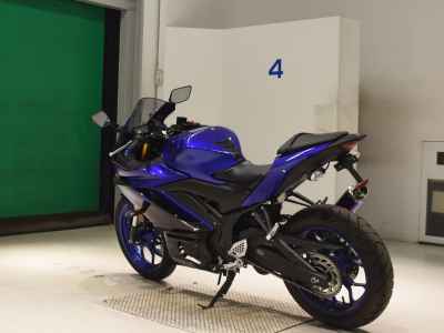 Yamaha YZF-R25 2019