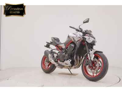 Kawasaki Z900 2023