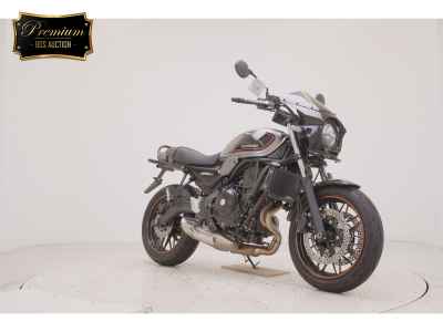 Kawasaki Z650RS 2022