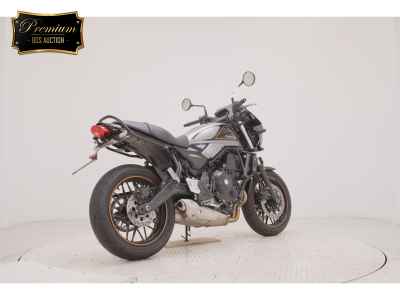 Kawasaki Z650RS 2022
