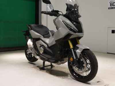 Honda X-Adv 750 2025