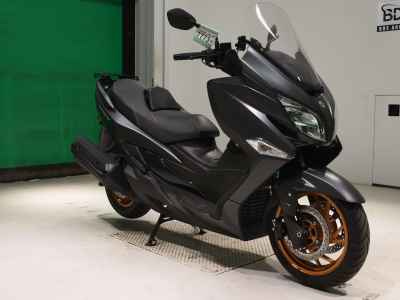 Suzuki Burgman 400 2025