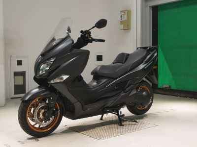 Suzuki Burgman 400 2025