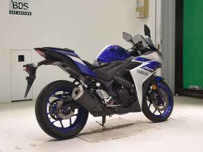 Yamaha YZF-R25 2015