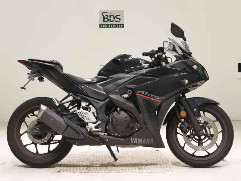 Yamaha YZF-R25 2018
