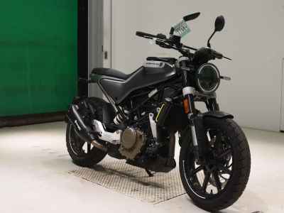 Husqvarna Svartpilen 250