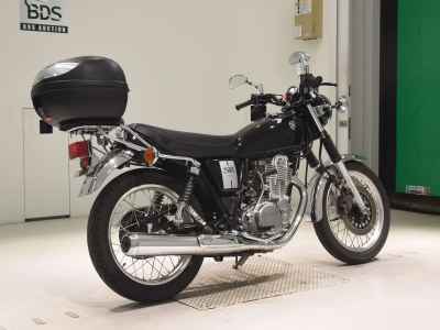 Yamaha SR400 2020