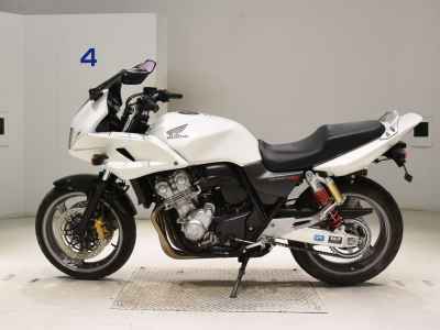 Honda CB400 Super Boldor 2009