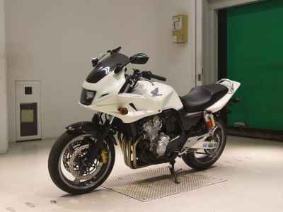 Honda CB400 Super Boldor 2009