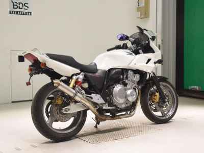 Honda CB400 Super Boldor 2009