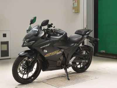 Suzuki Gixxer 250SF