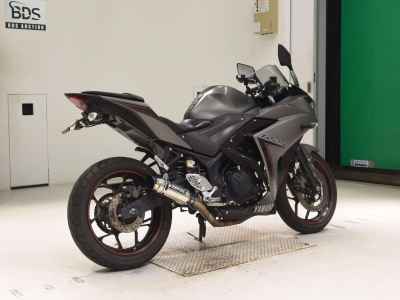 Yamaha YZF-R25 2016