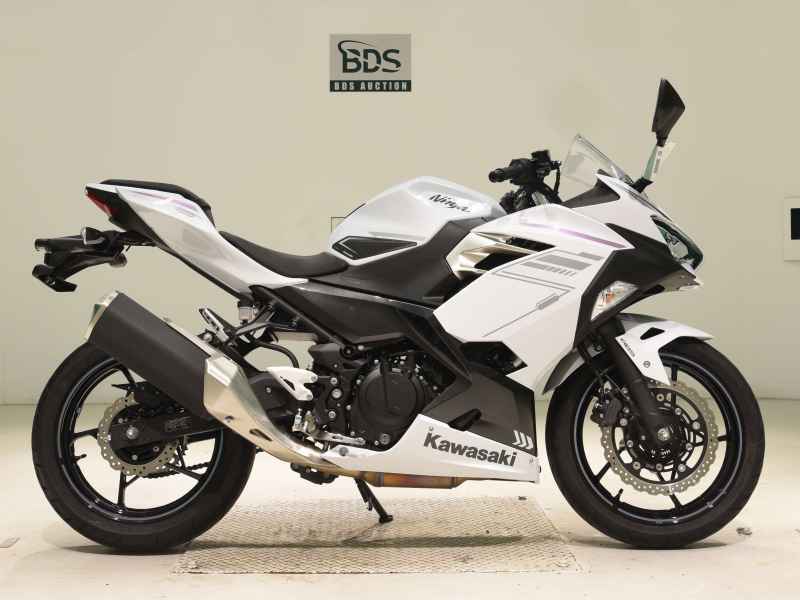 Kawasaki Ninja 400 2023
