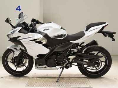 Kawasaki Ninja 400 2023